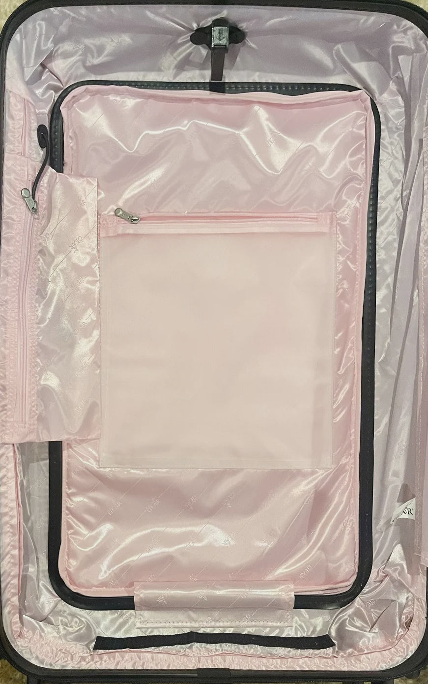 Journey Station by Glam'r Gear 3-Piece Set (30"+21" +Bonus Case