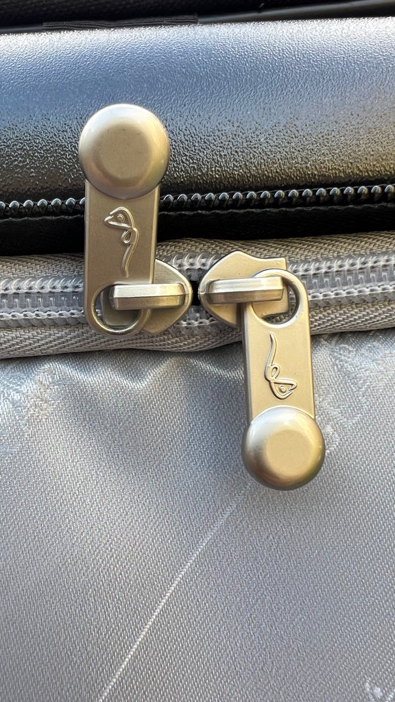 Journey Station by Glam'r Gear 3-Piece Set (30"+21" +Bonus Case