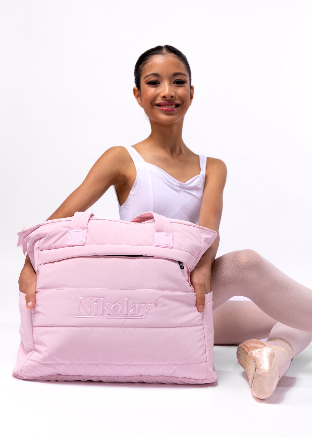 BC002BAN Medium Tote Bag w/Zipper